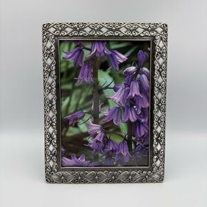 Ornate Silver-Tone Metallic Tabletop or Wall Frame Display 5x7 Picture